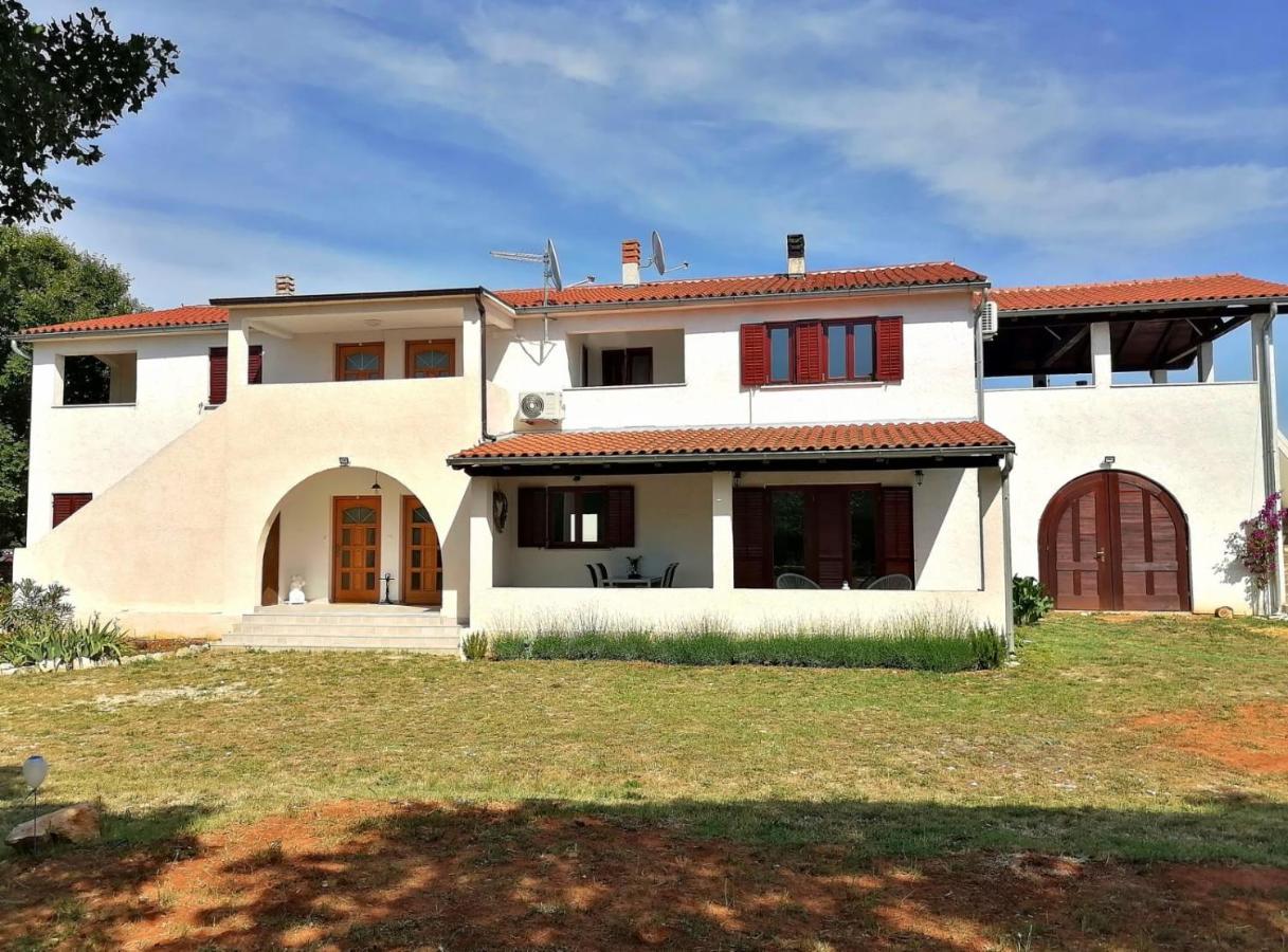 Casa Val Madorso Apartman Peroj Kültér fotó